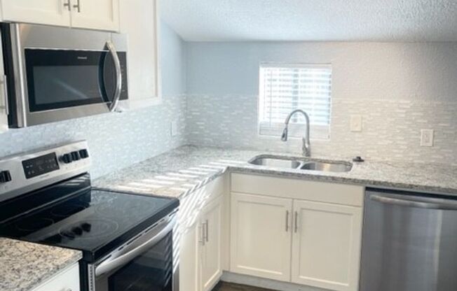 1 bed, 1 bath, 600 sqft, $1,250, Unit 4