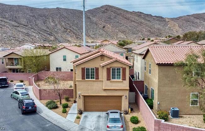 3 beds, 2 baths, 1,764 sqft, $2,100