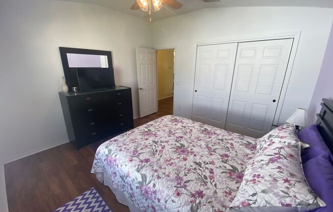 2 beds, 2 baths, $3,000