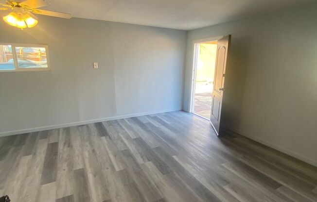 Remodeled Long Beach Studio ADU For Rent!