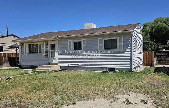 Centrally Located in Grand Junction, minutes away from CMU 4 bedroom 2 bath