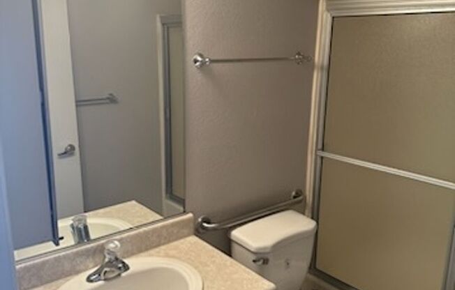 2 beds, 2 baths, 800 sqft, $2,630, Unit 406