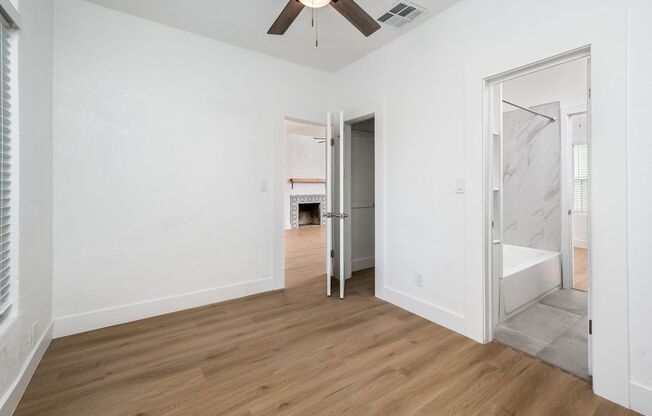 2 beds, 1 bath, $2,399, Unit 3830 N 6th ST - Main