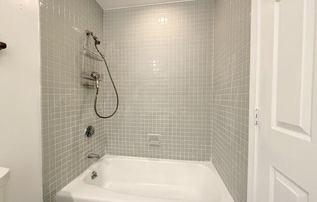 1 bed, 1 bath, 680 sqft, $2,000, Unit 303