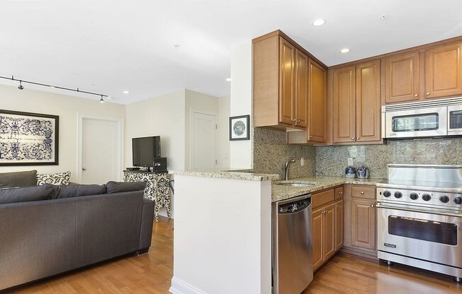 2 beds, 2 baths, 1,000 sqft, $4,500, Unit C607