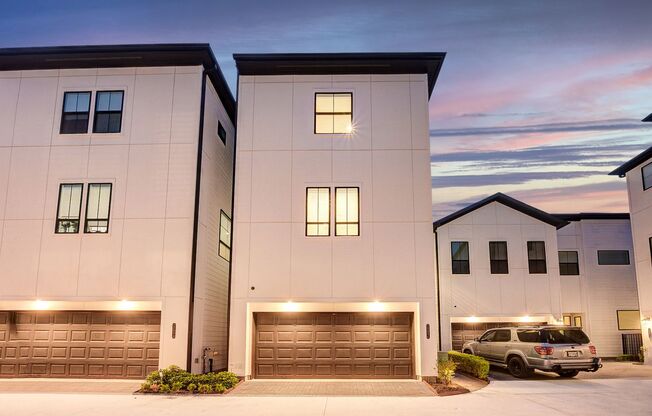 Magnificent Townhome!