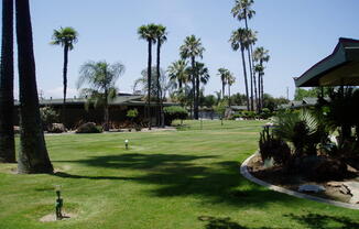 MCHENRY VISTA APARTMENTS