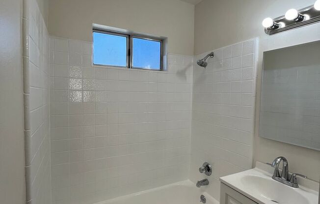 816-820 W Walnut Ave.