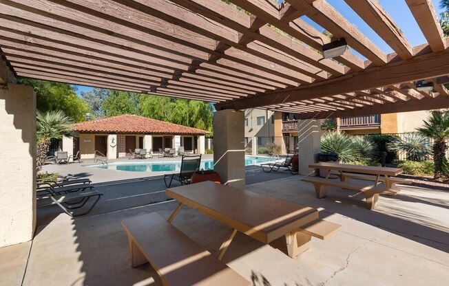 Poolside picnic area