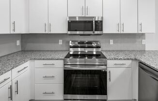 1 bed, 1 bath, 698 sqft, $1,375, Unit 2102
