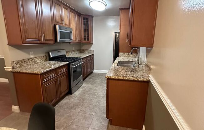 1 bed, 1 bath, $2,395