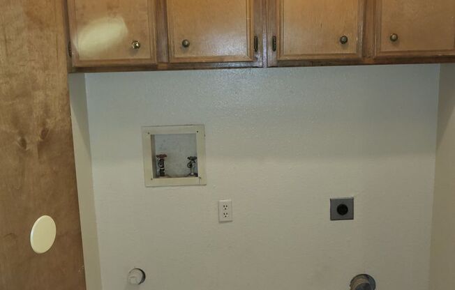 2 beds, 1.5 baths, $1,350