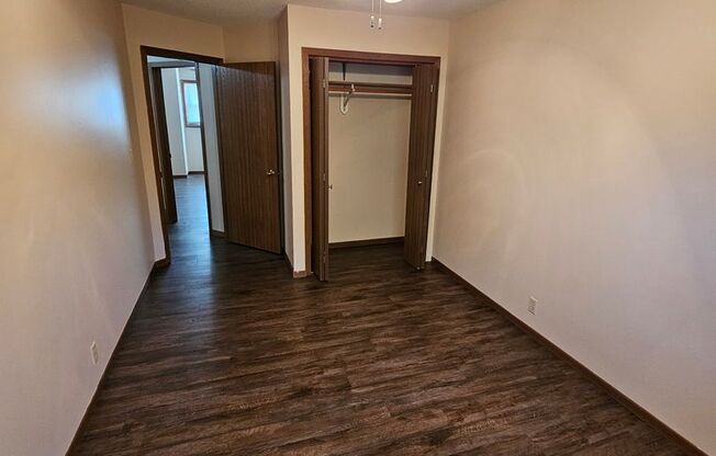 3 beds, 1.5 baths, 1,200 sqft, $1,550, Unit D