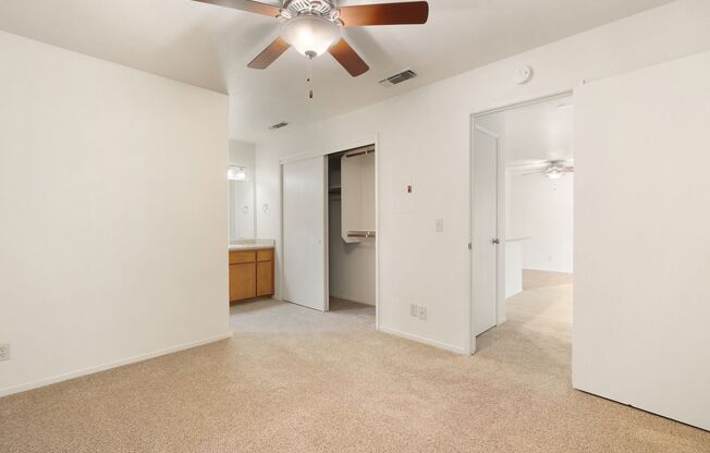 2 beds, 2 baths, 867 sqft, $1,625, Unit 045