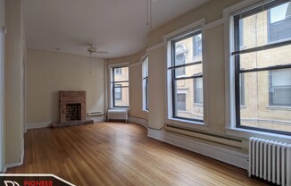 1216 N Dearborn