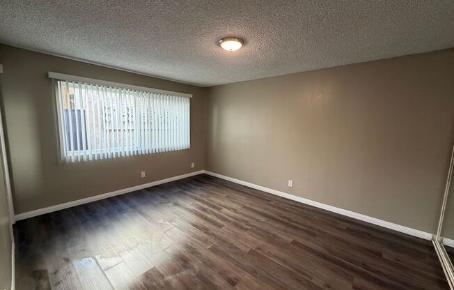 2 beds, 2 baths, 997 sqft, $2,600, Unit 090