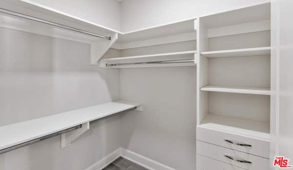 1 bed, 1 bath, 806 sqft, $3,251, Unit 5-116