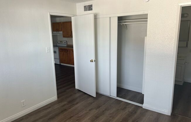 1 bed, 1 bath, $850