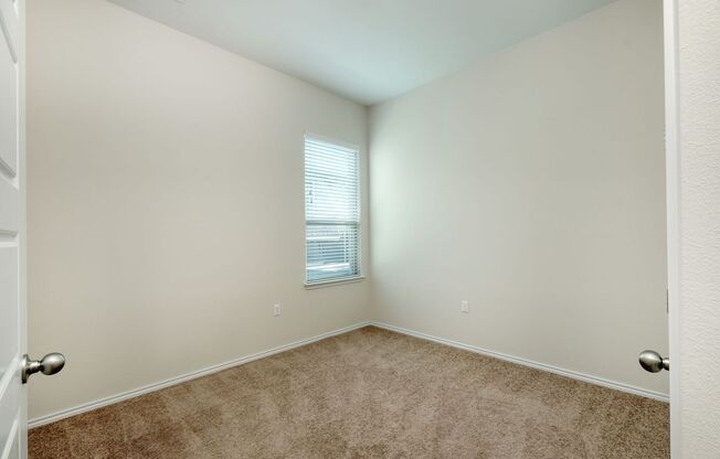 9520 ALEX LN