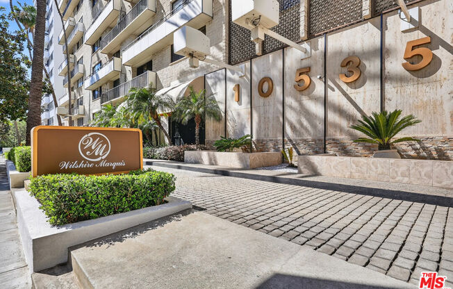 2 beds, 2 baths, 1,352 sqft, $4,895, Unit 1514