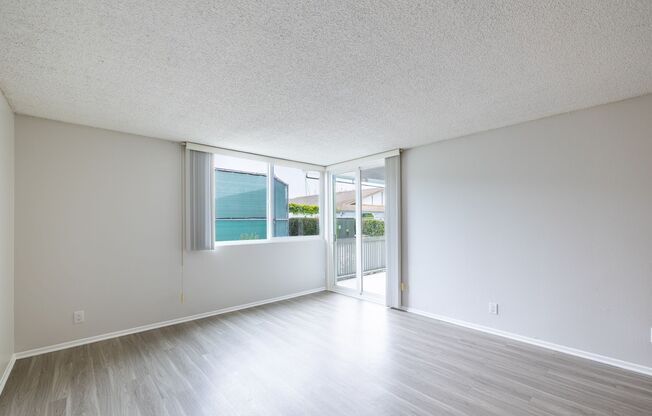 1 bed, 1 bath, 700 sqft, $2,198, Unit 4220.203
