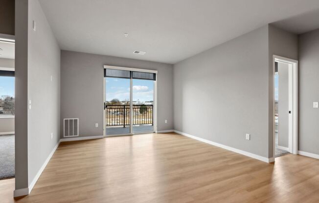 2 beds, 2 baths, 1,140 sqft, $2,255, Unit 5604-124