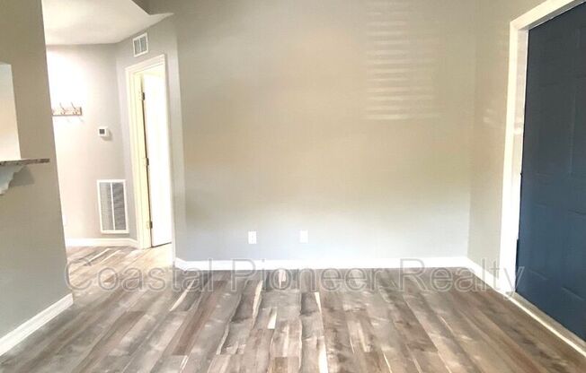 8642 MALLARD RESERVE DR