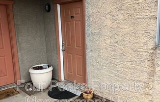 2813 E. Paradise Lane