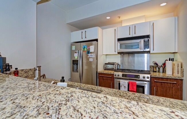1 bed, 1 bath, $2,650, Unit Unit 906