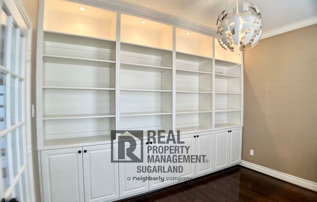 Gorgeous Two Story Home in Sugar Land, TX