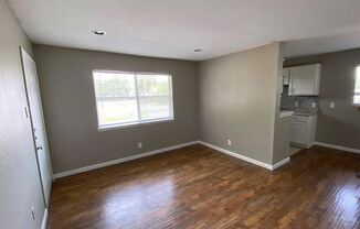 1 bed, 1 bath, 650 sqft, $995, Unit 106