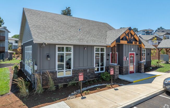 LIBERTY CREST APARTMENTS