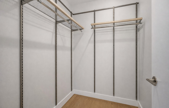 2 beds, 2 baths, 867 sqft, $4,425, Unit 805