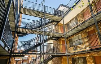 809 North Dexter Street | Denver, CO