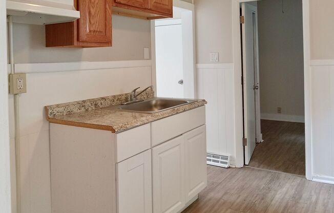 One Bedroom Detached House FOR RENT in Bridgeton, NJ $1100