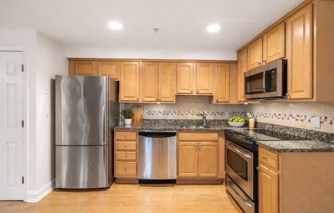 2 beds, 2 baths, 1,115 sqft, $3,900, Unit B309