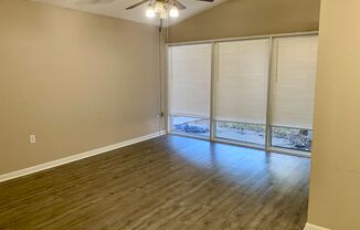 2 beds, 2 baths, 1,000 sqft, $1,000, Unit 2