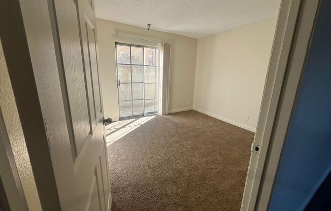 1 bed, 1 bath, 500 sqft, $1,850, Unit 102