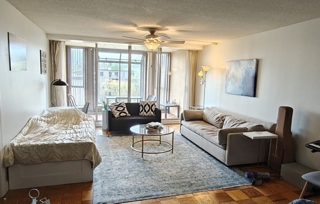 1 bed, 1 bath, 860 sqft, $3,250, Unit 804