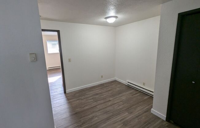 1 bed, 1 bath, $1,050, Unit Anita 3566