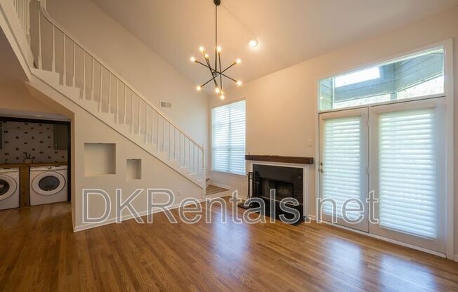 521 MCGILL PARK AVE NE