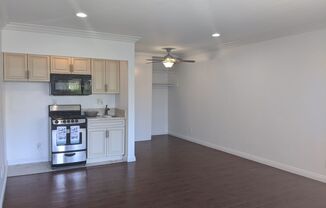 LOVELY 1BED Near Valley College! -- GREAT LOCATION!!! $1,000 Deposit (OAC)