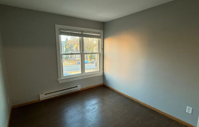 1 bed, 1 bath, 550 sqft, $1,385, Unit Unit 202