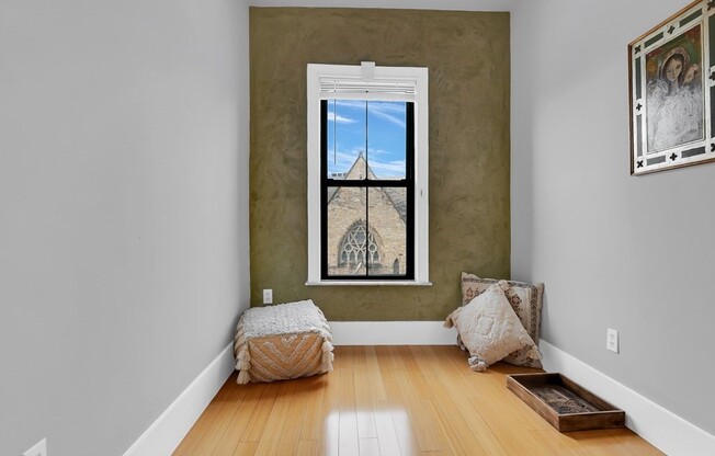3 beds, 2.5 baths, 1,800 sqft, $7,900, Unit PH