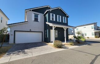 4 beds, 2.5 baths, $2,295