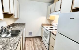 3 beds, 2.5 baths, 1,500 sqft, $2,035, Unit C-04