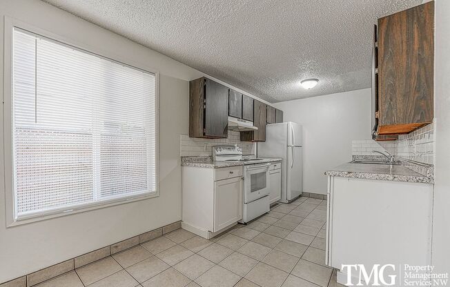 1559 NE 201st Ave Unit 105