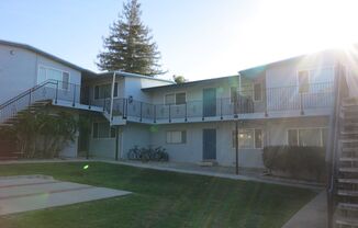 1252 E FOOTHILL BLVD