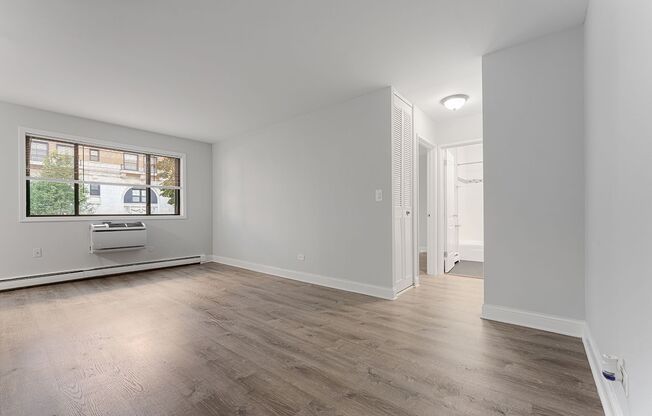 1 bed, 1 bath, 591 sqft, $1,850, Unit 201