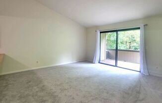 2 beds, 1 bath, $2,200